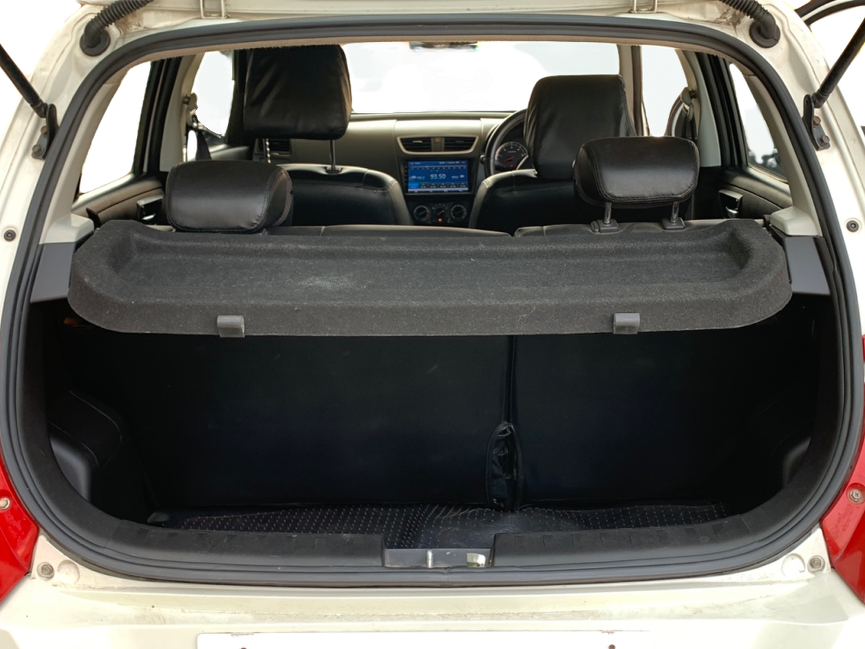 2017 Maruti Swift VDI, Diesel, Manual, 43,561 km, Boot Inside