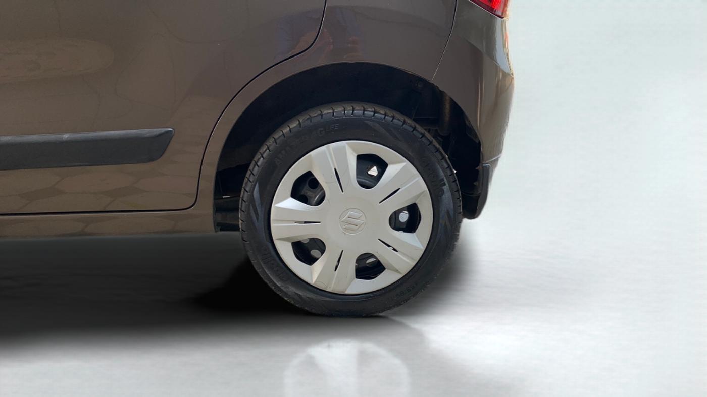 2018 Maruti Wagon R 1.0 VXI AMT, Petrol, Automatic, 29,603 km, Left Rear Wheel