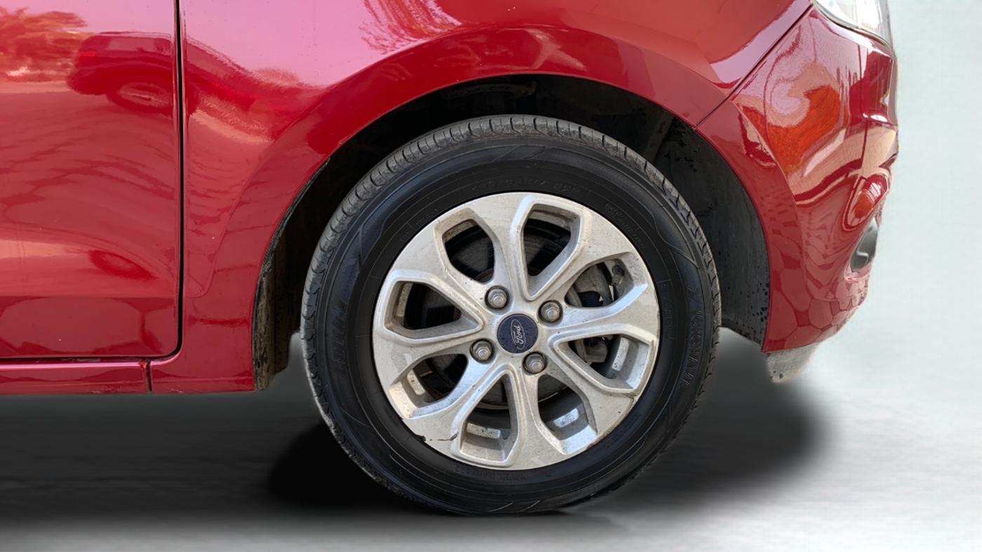 2016 Ford Figo Aspire TITANIUM 1.2 PETROL, Petrol, Manual, 48,357 km, Right Front Wheel
