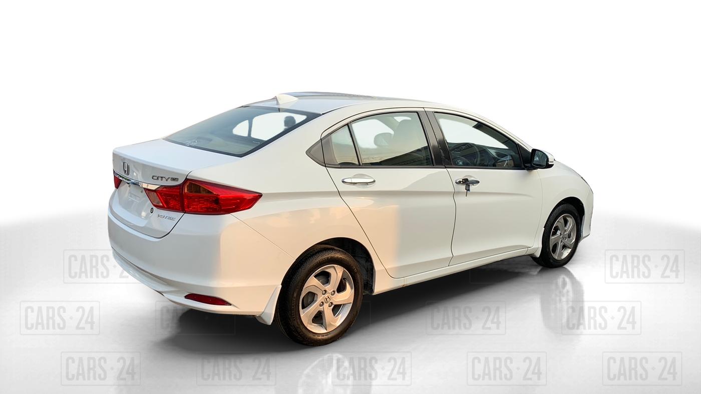 2014 Honda City 1.5L I-DTEC V, Diesel, Manual, 1,00,650 km, Right Back Diagonal
