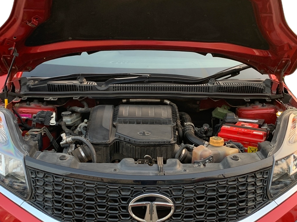 2017 Tata NEXON XZ PLUS DIESEL, Diesel, Manual, 55,082 km, Open Bonnet