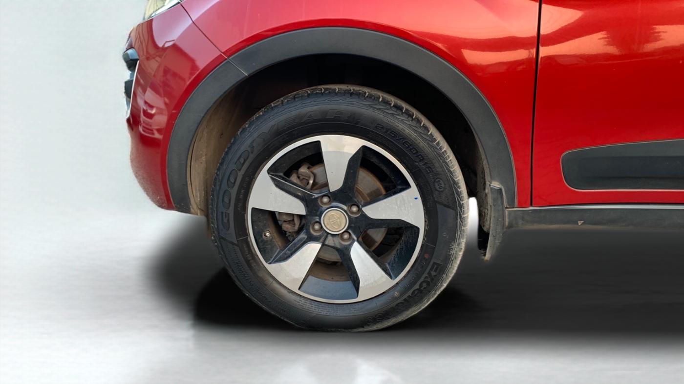 2017 Tata NEXON XZ PLUS DIESEL, Diesel, Manual, 55,082 km, Left Rear Wheel