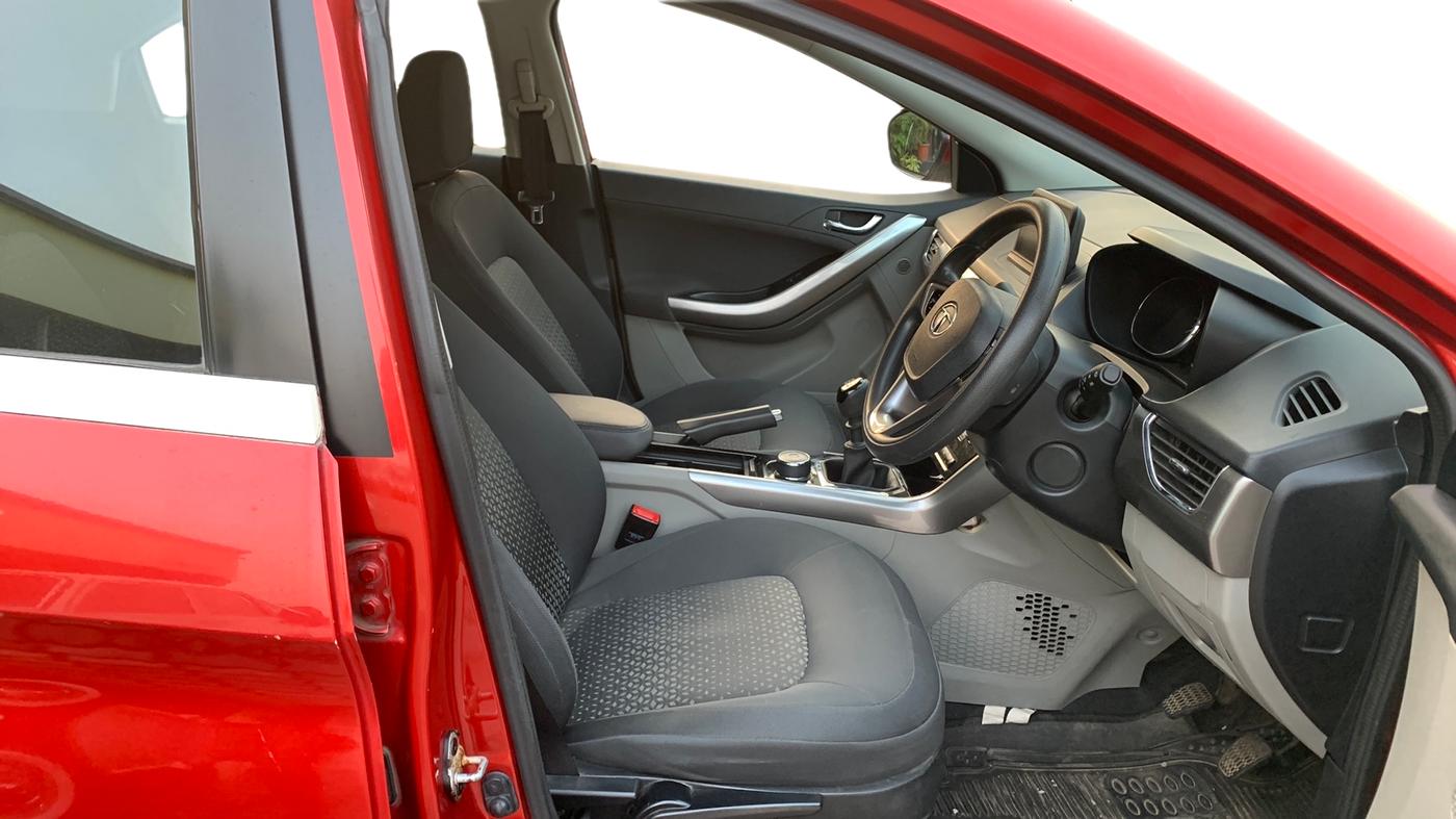 2017 Tata NEXON XZ PLUS DIESEL, Diesel, Manual, 55,082 km, Right Side Front Door Cabin
