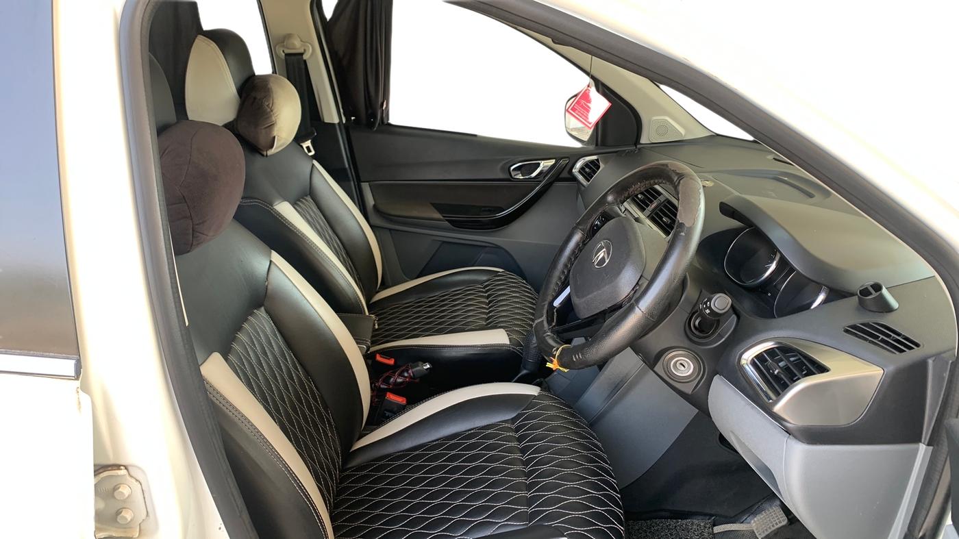 2018 Tata TIGOR XZ PLUS PETROL, Petrol, Manual, 88,409 km, Right Side Front Door Cabin