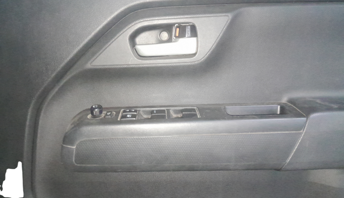 2020 Maruti New Wagon-R ZXI 1.2, Petrol, Manual, 36,591 km, Driver Side Door Panel Controls