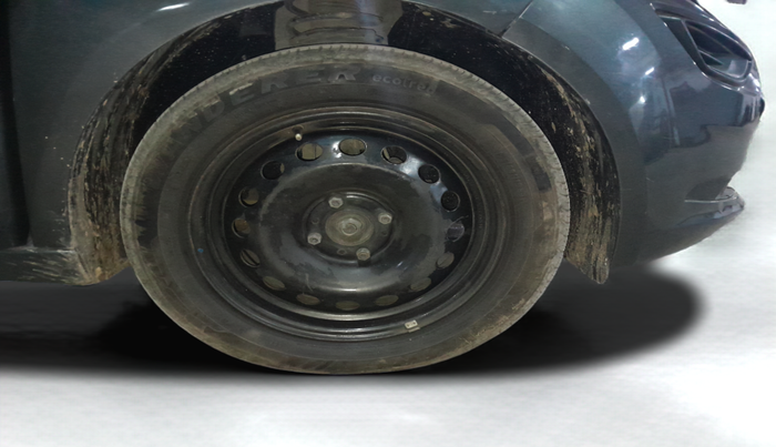 2022 Tata ALTROZ XM PLUS PETROL, Petrol, Manual, 62,420 km, Right Front Wheel