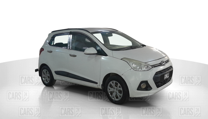 2015 Hyundai Grand i10 SPORTZ 1.1 CRDI, Diesel, Manual, 1,29,130 km, Right Front Diagonal