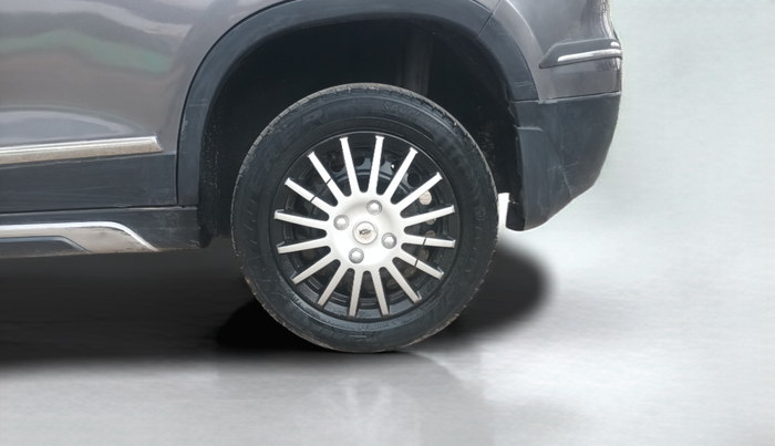 2018 Maruti Vitara Brezza VDI, Diesel, Manual, 92,123 km, Left Rear Wheel