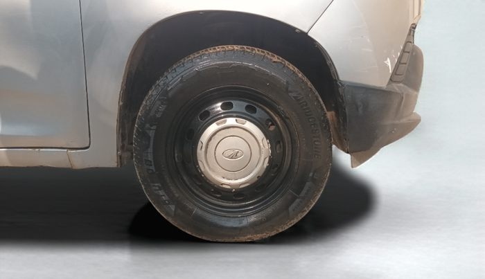 2016 Mahindra Kuv100 K8 D 6 STR, Diesel, Manual, 92,583 km, Right Front Wheel