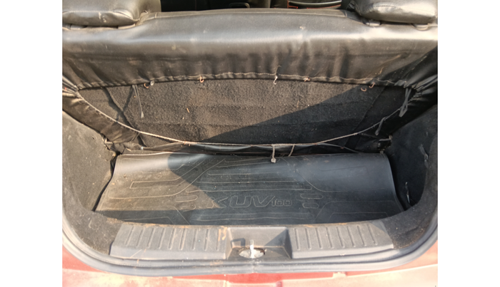 2018 Mahindra Kuv100 K8 6 STR, Petrol, Manual, 44,360 km, Boot Inside