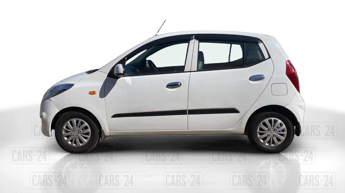 2014 Hyundai i10 SPORTZ 1.1, Petrol, Manual, 47,000 km, Left Side