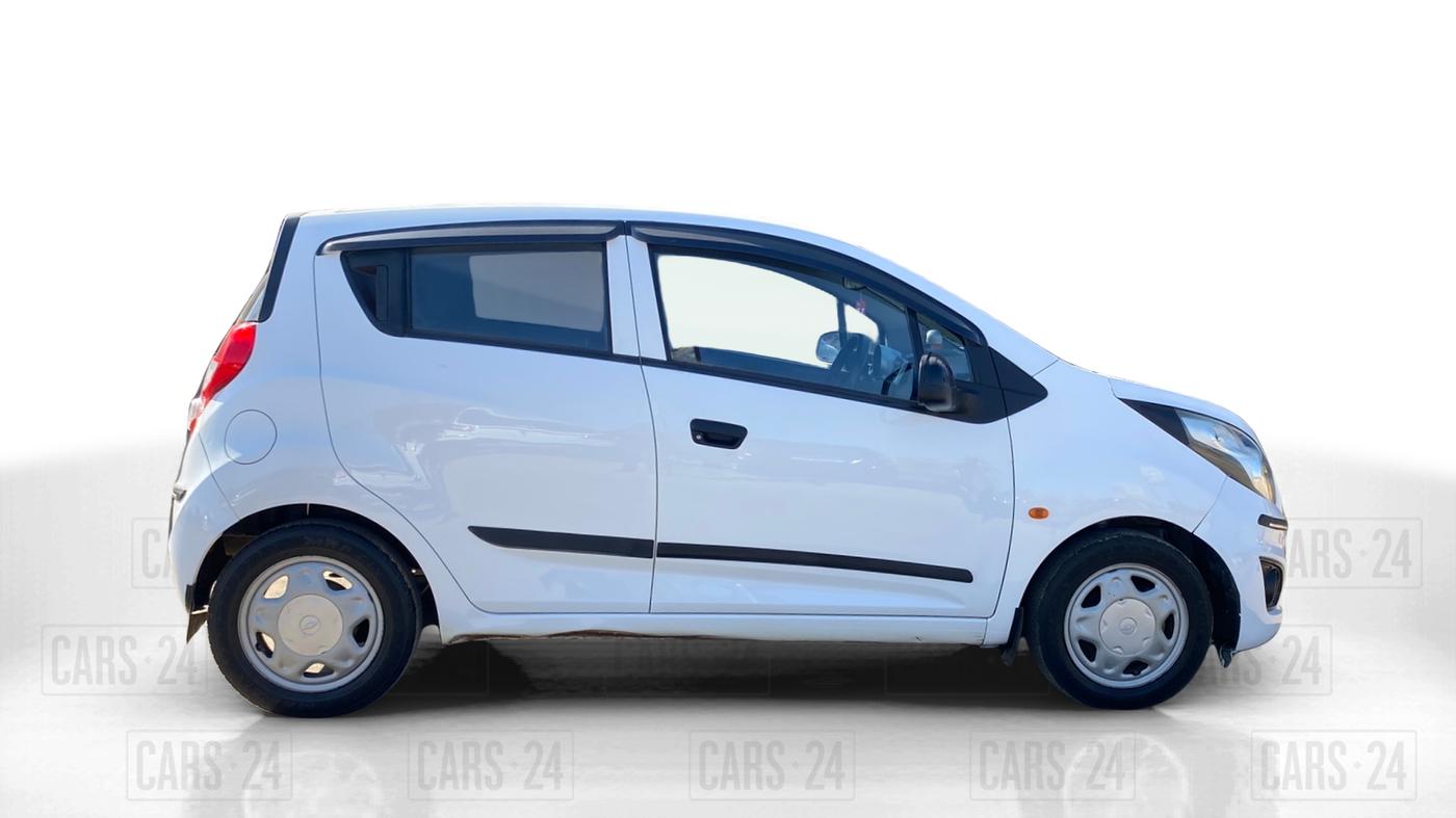 2015 Chevrolet Beat LS DIESEL, Diesel, Manual, 68,000 km, Right Side View