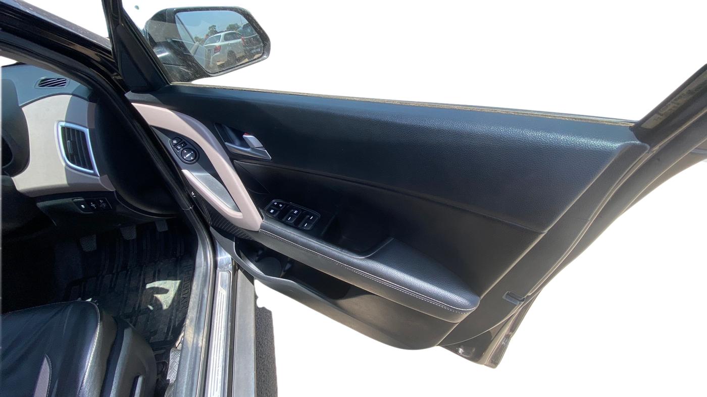 2018 Hyundai Creta SX (O) 1.6 PETROL, Petrol, Manual, 65,089 km, Driver Side Door Panel Controls