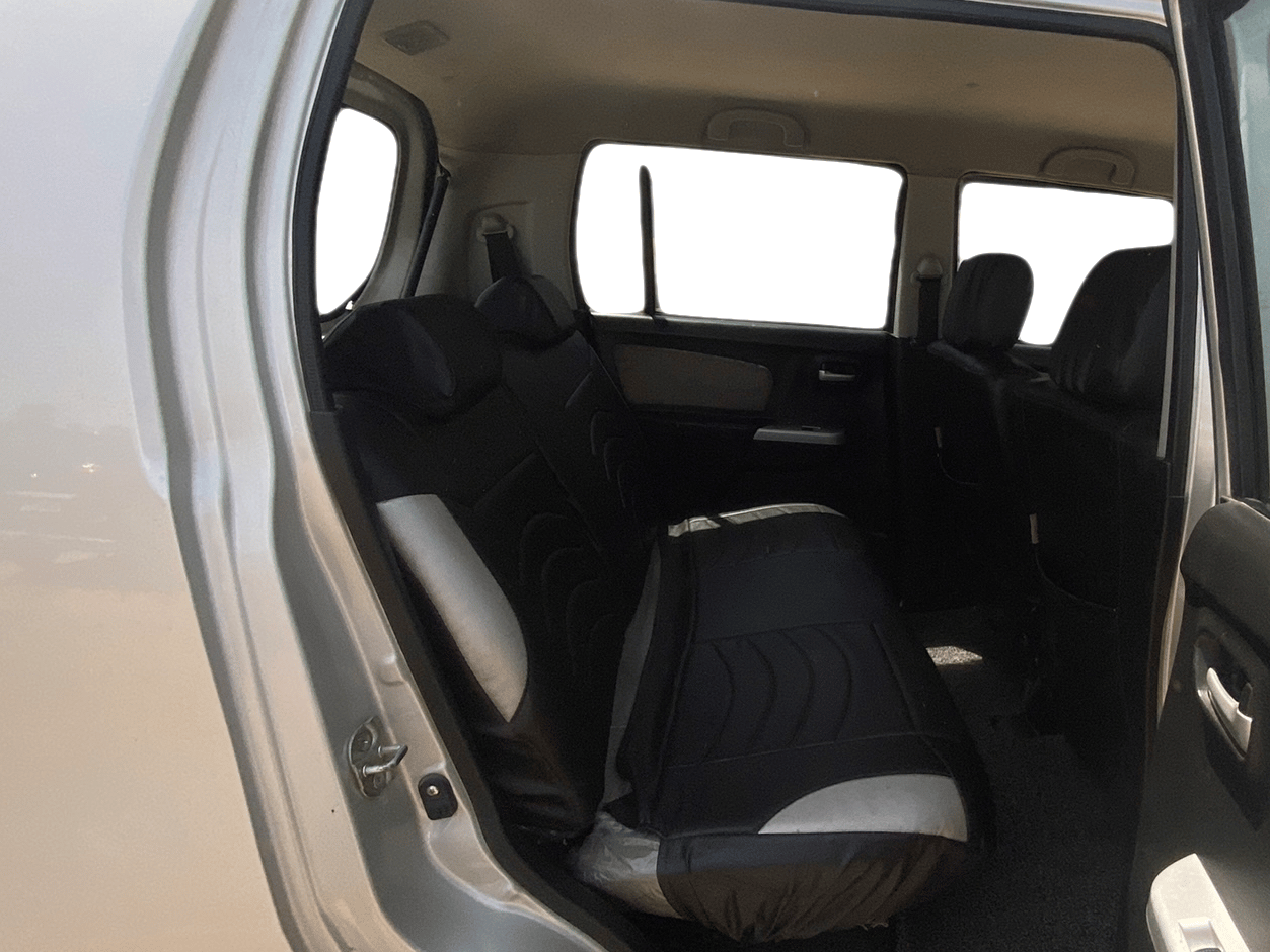 2016 Maruti Wagon R 1.0 VXI, Petrol, Manual, 56,703 km, Right Side Rear Door Cabin