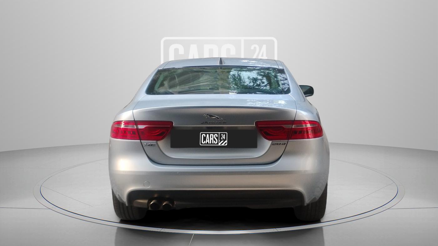 2018 Jaguar XE PRESTIGE DIESEL, Diesel, Automatic, 54,179 km, Back/Rear