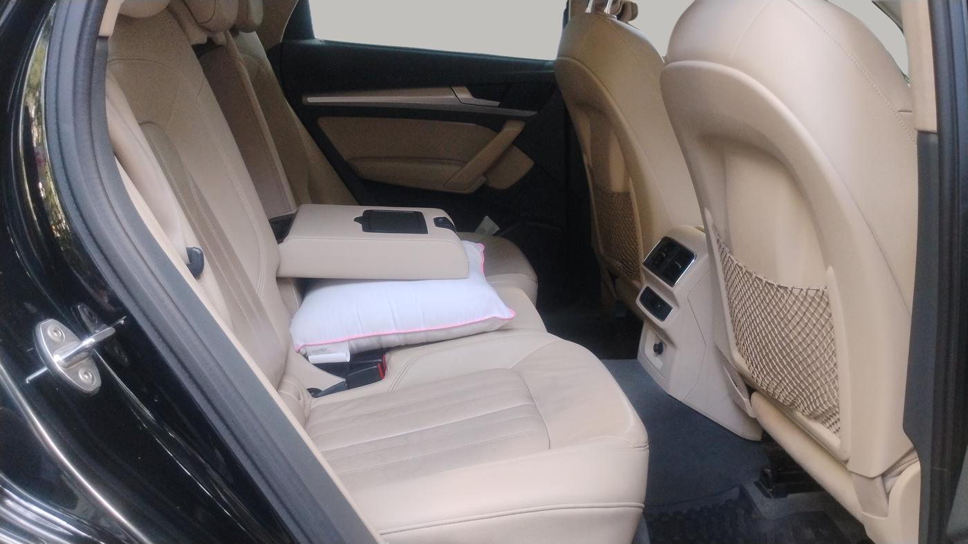 2018 Audi Q5 35 TDI PREMIUM PLUS, Diesel, Automatic, 77,669 km, Right Side Rear Door Cabin