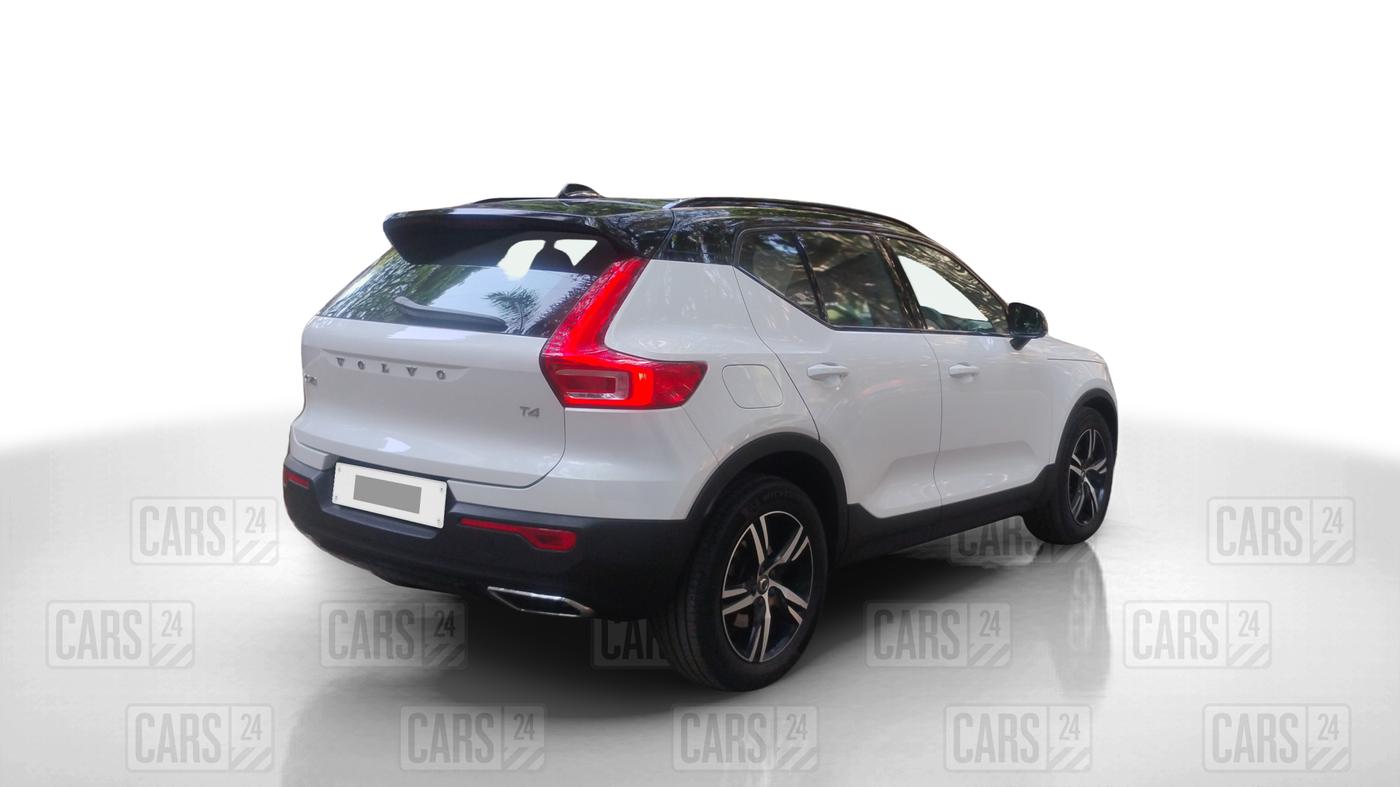 2021 Volvo XC 40 T4 R Design, Petrol, Automatic, 70,618 km, Right Back Diagonal