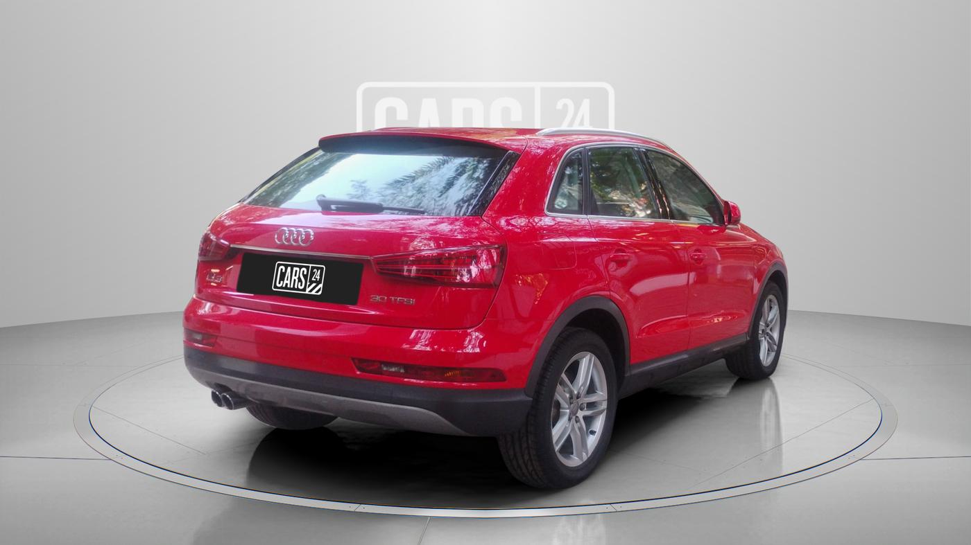 2019 Audi Q3 30 TFSI Premium, Petrol, Automatic, 29,226 km, Right Back Diagonal