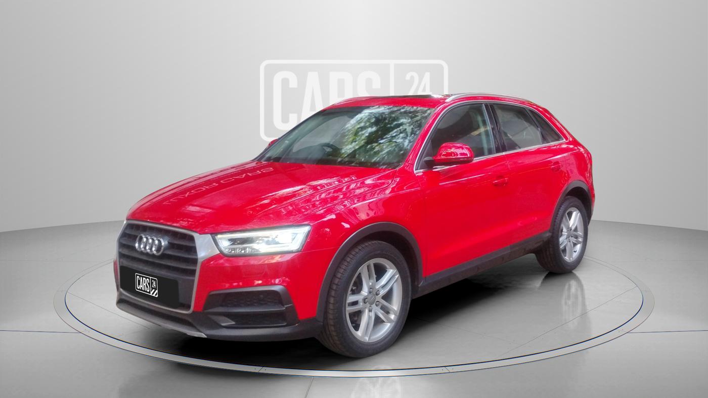 2019 Audi Q3 30 TFSI Premium, Petrol, Automatic, 29,226 km, Left Front Diagonal