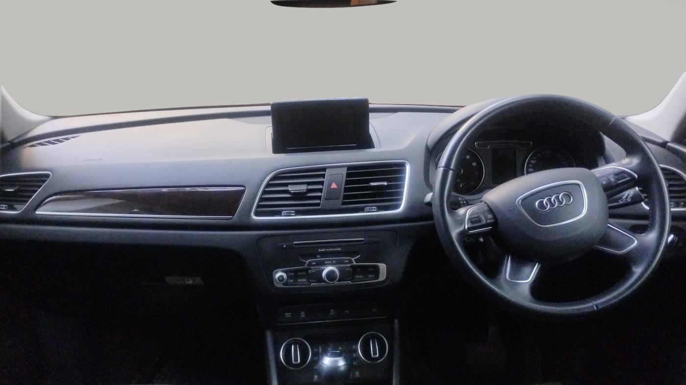2019 Audi Q3 30 TFSI Premium, Petrol, Automatic, 29,226 km, Dashboard
