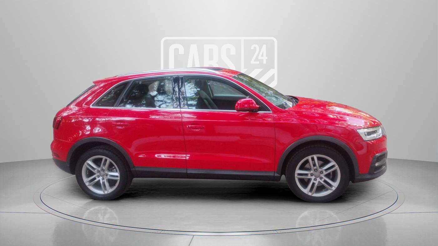 2019 Audi Q3 30 TFSI Premium, Petrol, Automatic, 29,226 km, Right Side View