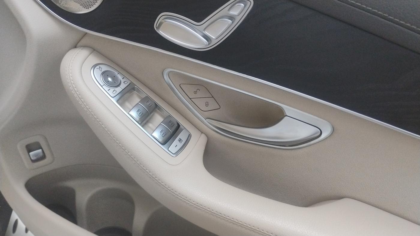 2022 Mercedes Benz GLC CLASS 220d 4MATIC , Diesel, Automatic, 39,289 km, Driver Side Door Panel Controls