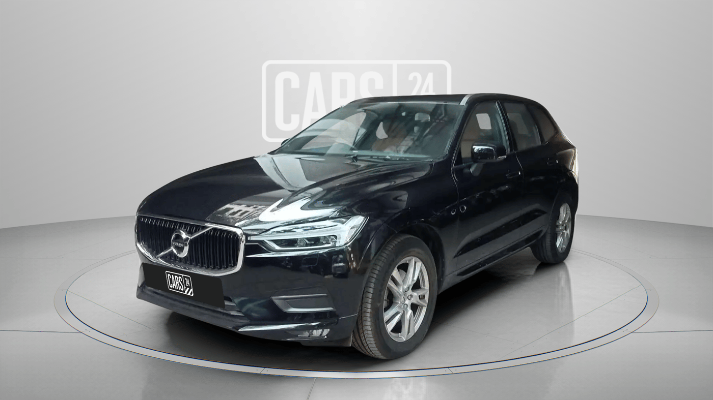 2018 Volvo XC 60 MOMENTUM, Diesel, Automatic, 60,169 km, Left Front Diagonal