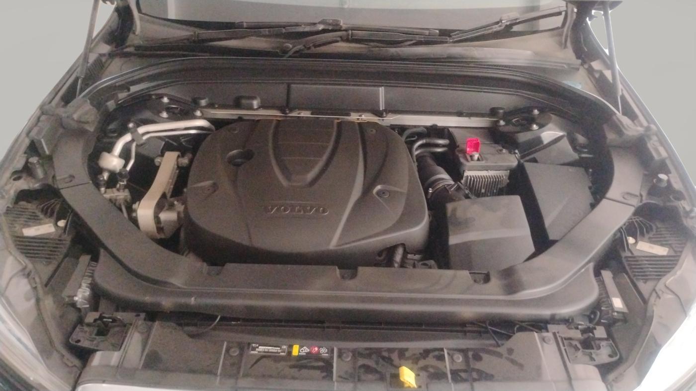 2018 Volvo XC 60 MOMENTUM, Diesel, Automatic, 60,169 km, Open Bonnet