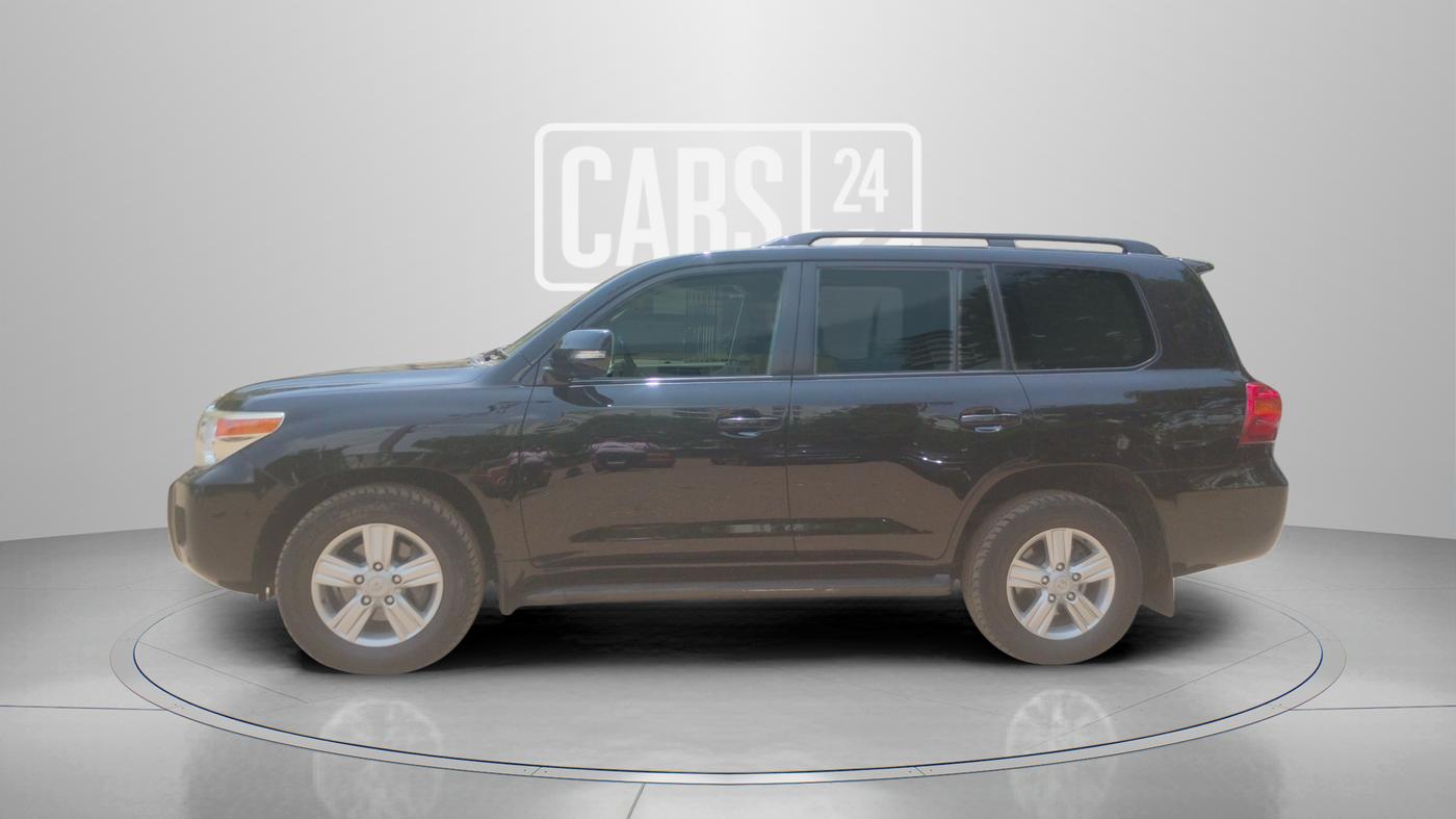 2014 Toyota Land Cruiser VX LC 200, Diesel, Automatic, 1,25,954 km, Left Side