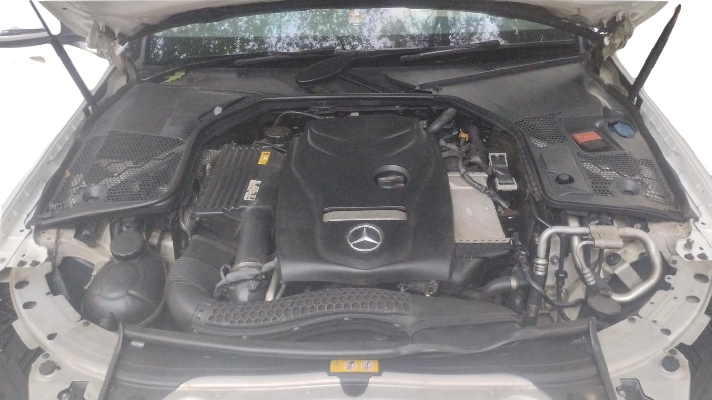 2016 Mercedes Benz C Class C 200 AVANTGARDE, Petrol, Automatic, 69,958 km, Open Bonnet
