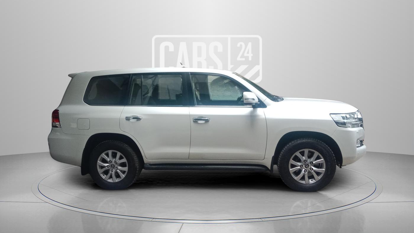 2017 Toyota Land Cruiser VX LC 200, Diesel, Automatic, 70,525 km, Right Side View