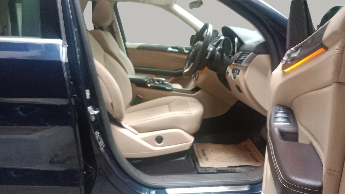 2018 Mercedes Benz GLS 350D, Diesel, Automatic, 41,596 km, Right Side Front Door Cabin