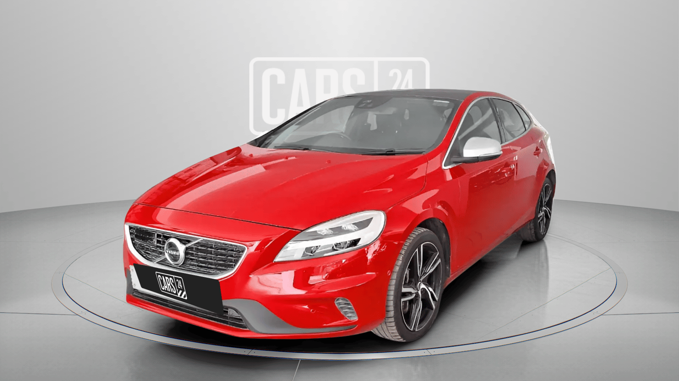 2017 Volvo V 40 D3 R design, Diesel, Automatic, 20,826 km, Left Front Diagonal