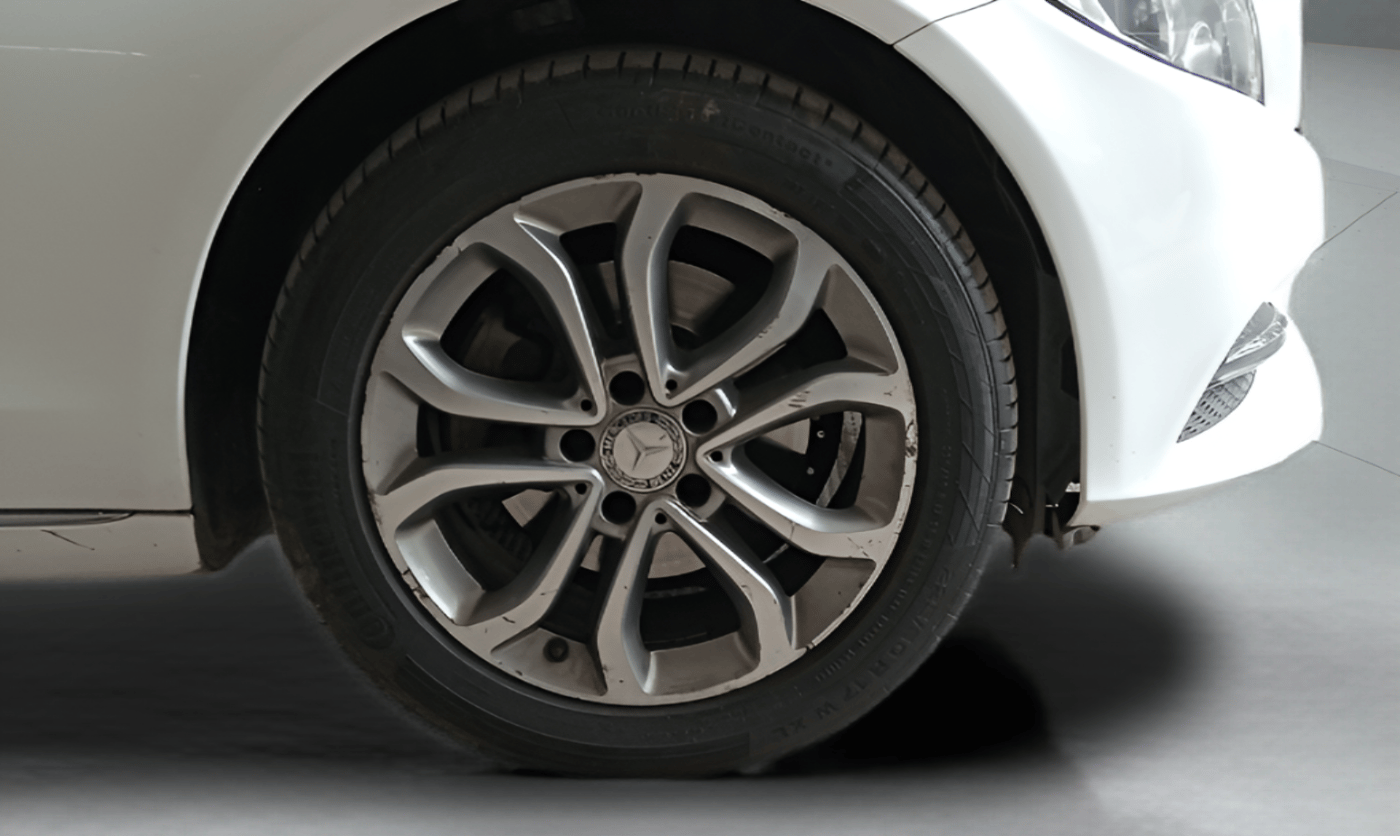 2015 Mercedes Benz C Class C 200 AVANTGARDE, Petrol, Automatic, 85,245 km, Right Front Wheel