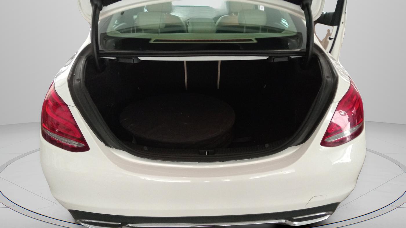 2015 Mercedes Benz C Class C 200 AVANTGARDE, Petrol, Automatic, 85,245 km, Boot Inside