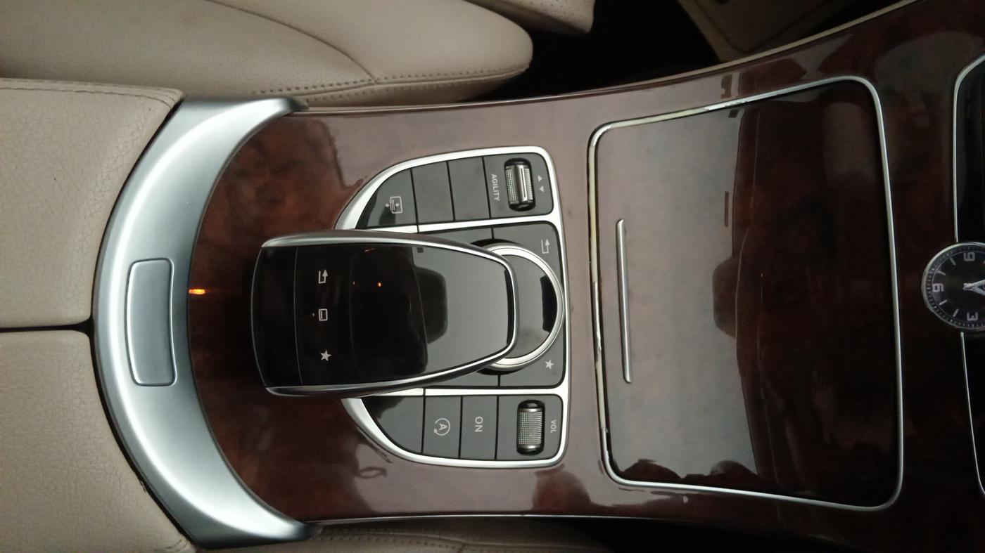 2015 Mercedes Benz C Class C 200 AVANTGARDE, Petrol, Automatic, 85,245 km, Gear Lever