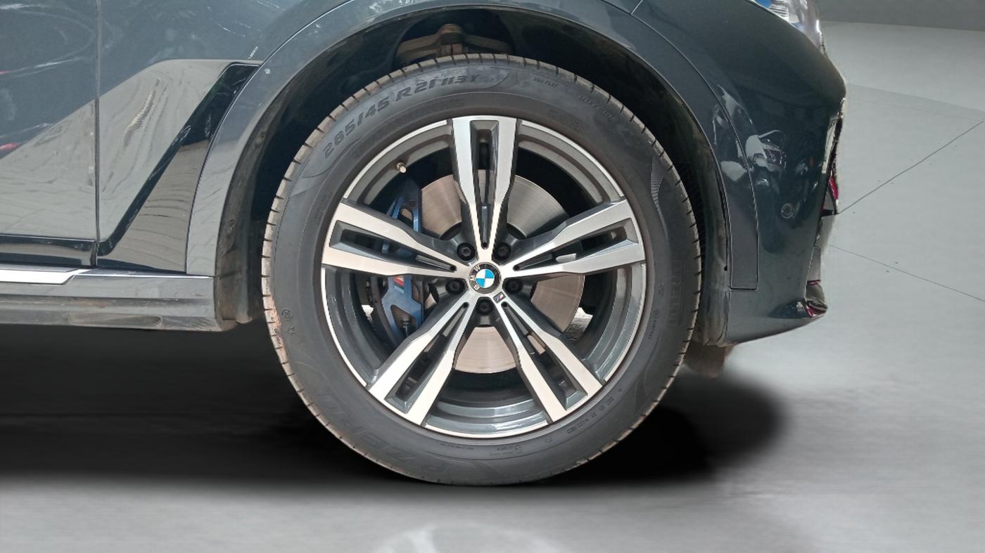 2022 BMW X7 XDRIVE 40I M SPORT, Petrol, Automatic, 31,654 km, Right Front Wheel