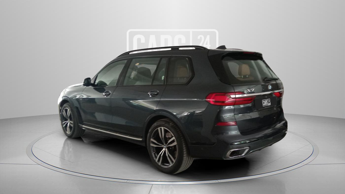 2022 BMW X7 XDRIVE 40I M SPORT, Petrol, Automatic, 31,654 km, Left Back Diagonal