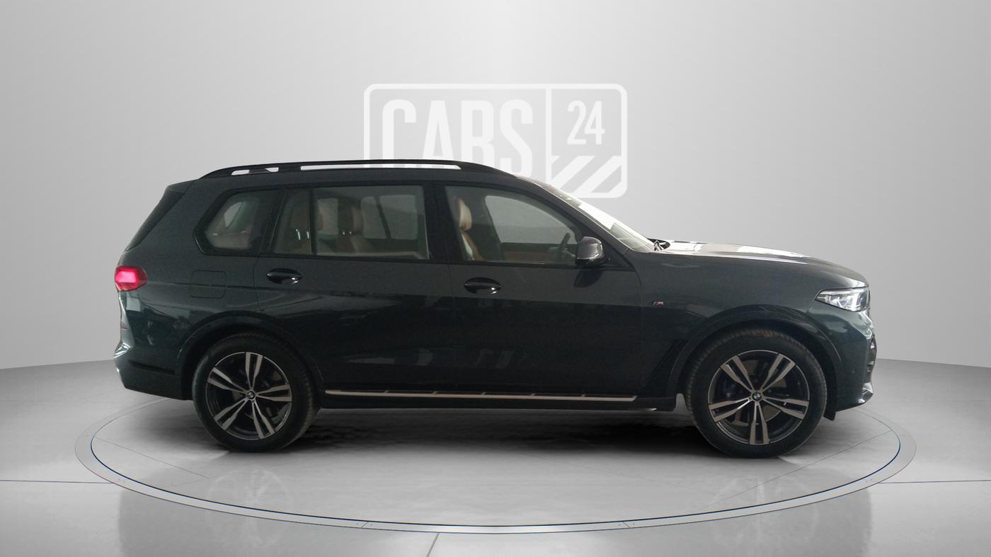 2022 BMW X7 XDRIVE 40I M SPORT, Petrol, Automatic, 31,654 km, Right Side View