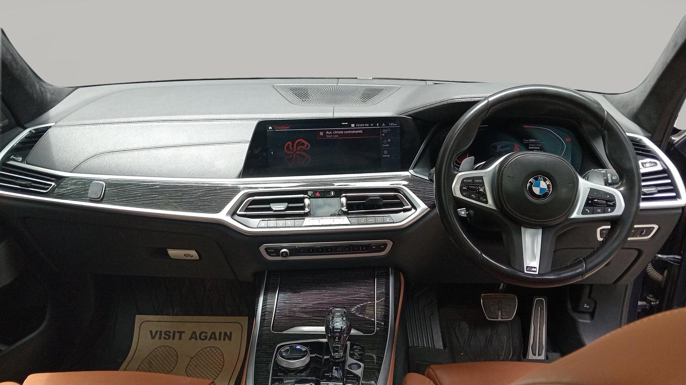 2022 BMW X7 XDRIVE 40I M SPORT, Petrol, Automatic, 31,654 km, Dashboard