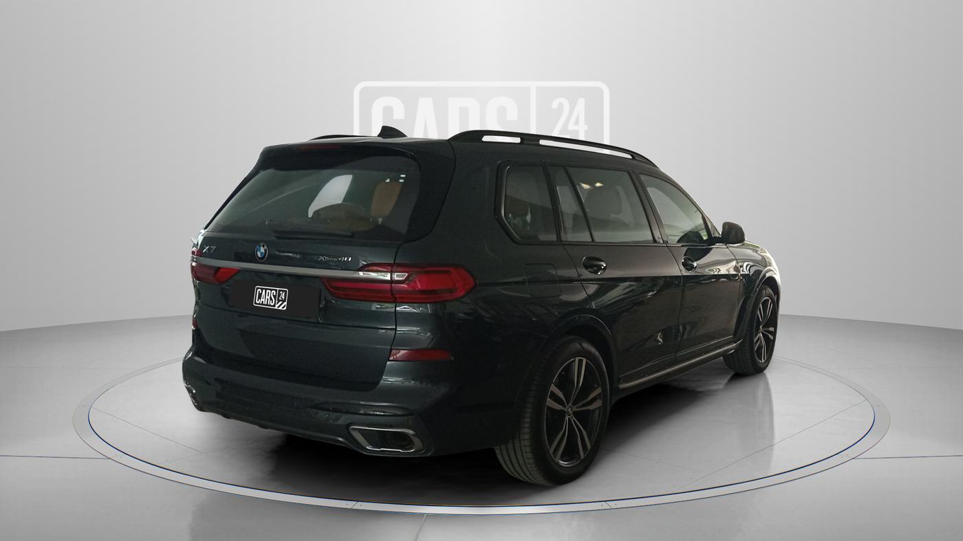 2022 BMW X7 XDRIVE 40I M SPORT, Petrol, Automatic, 31,654 km, Right Back Diagonal