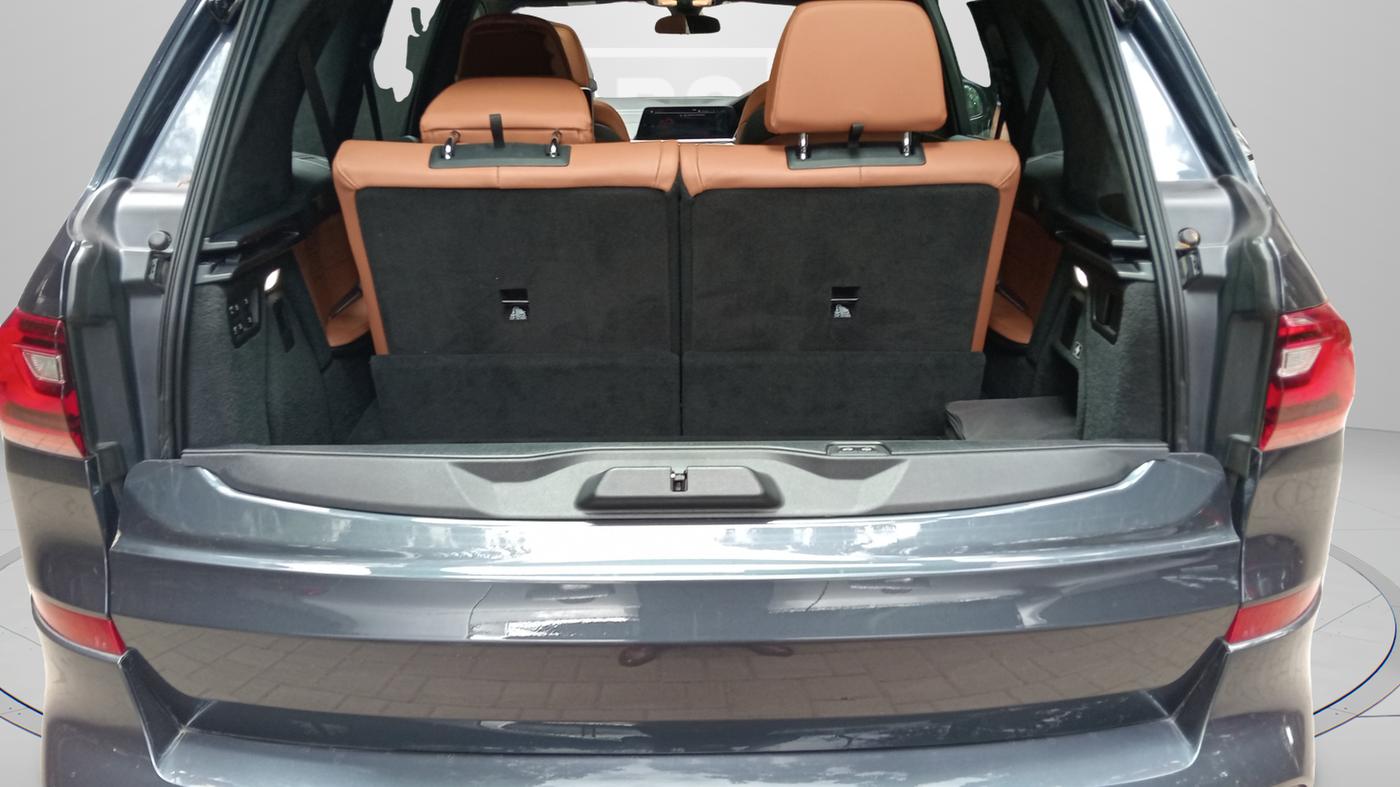 2022 BMW X7 XDRIVE 40I M SPORT, Petrol, Automatic, 31,654 km, Boot Inside