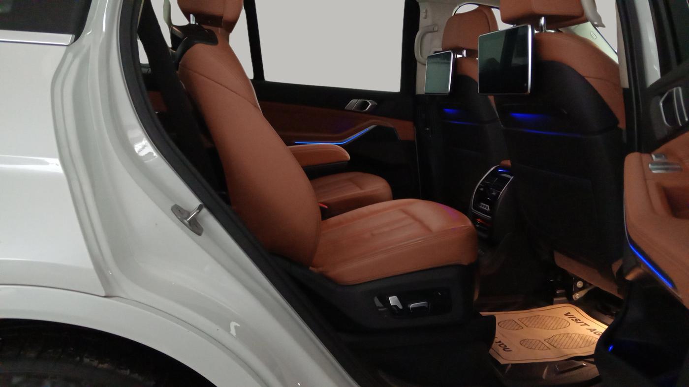 2020 BMW X7 XDRIVE 30D DPE SIGNATURE, Diesel, Automatic, 40,996 km, Right Side Rear Door Cabin