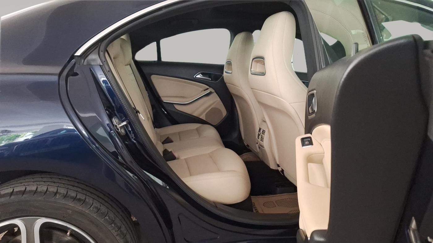 2019 Mercedes Benz CLA Class 200 CDI Sport, Diesel, Automatic, 29,558 km, Right Side Rear Door Cabin
