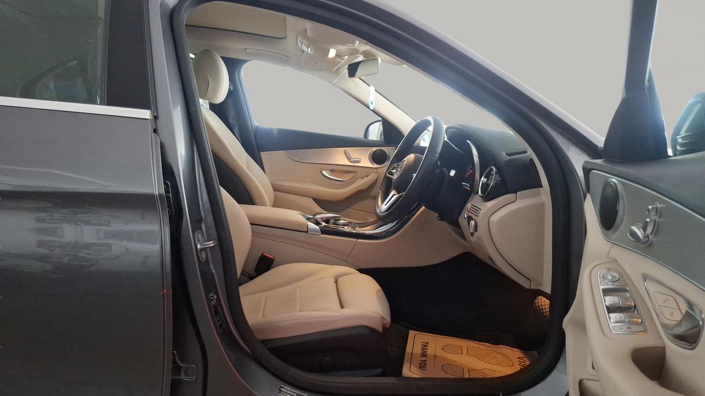 2019 Mercedes Benz C Class 220d PROGRESSIVE, Diesel, Automatic, 13,931 km, Right Side Front Door Cabin