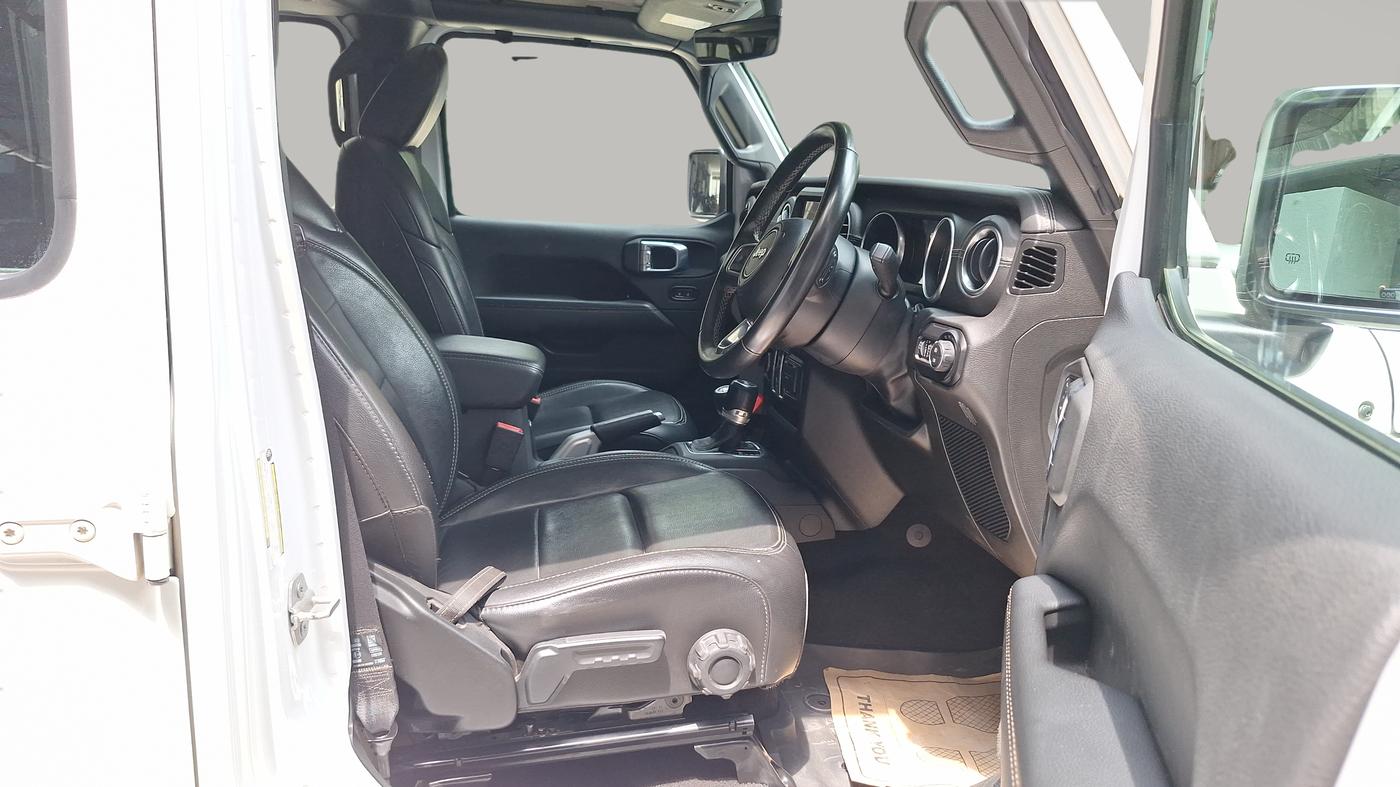 2022 Jeep WRANGLER UNLIMITED, Petrol, Automatic, 34,964 km, Right Side Front Door Cabin