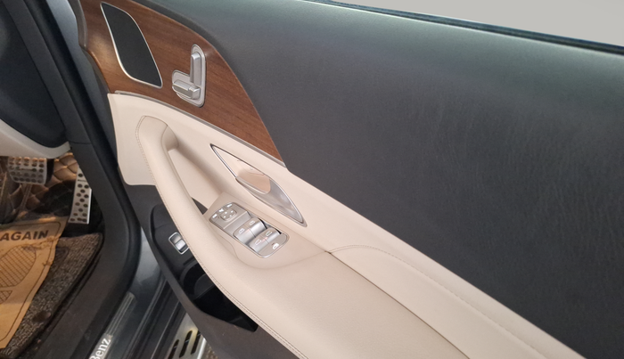 2020 Mercedes Benz GLE 300D 4MATIC, Diesel, Automatic, 63,484 km, Driver Side Door Panel Controls