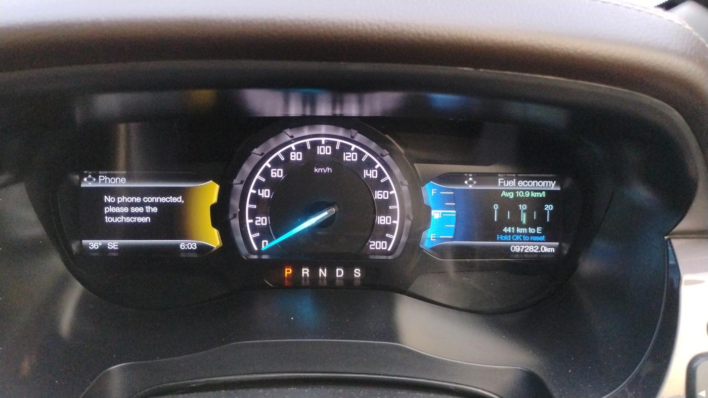 2016 Ford Endeavour TITANIUM 2.2 4X2 AT, Diesel, Automatic, 97,282 km, Odometer Image