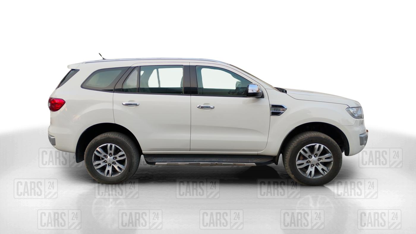 2016 Ford Endeavour TITANIUM 2.2 4X2 AT, Diesel, Automatic, 97,282 km, Right Side View