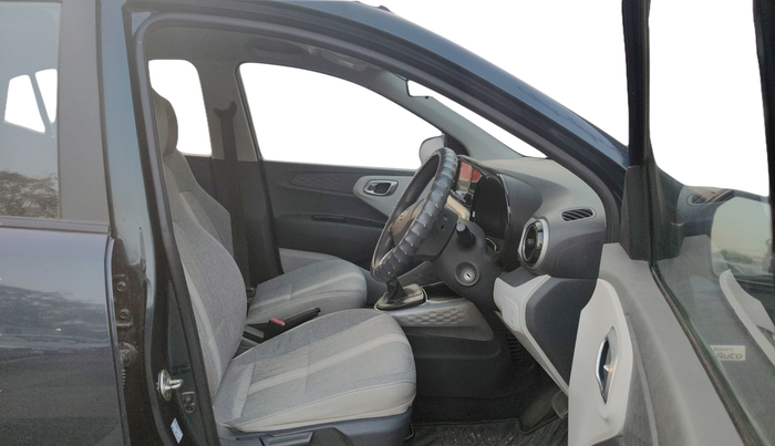 2020 Hyundai GRAND I10 NIOS SPORTZ AMT 1.2 KAPPA VTVT, Petrol, Automatic, 30,000 km, Right Side Front Door Cabin